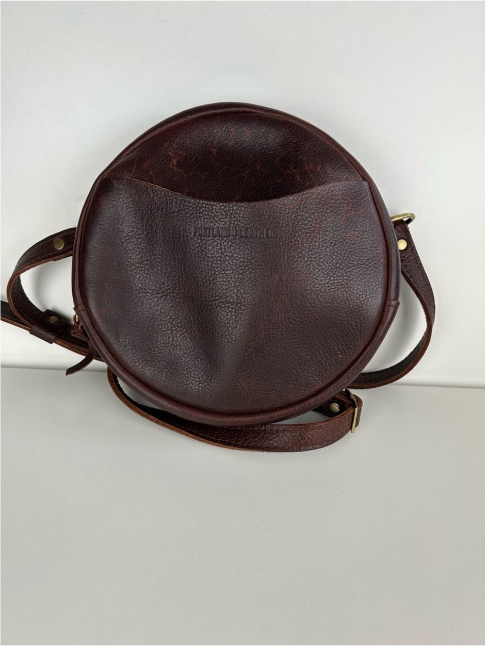 PORTLAND LEATHER LARGE CIRCLE CROSSBODY